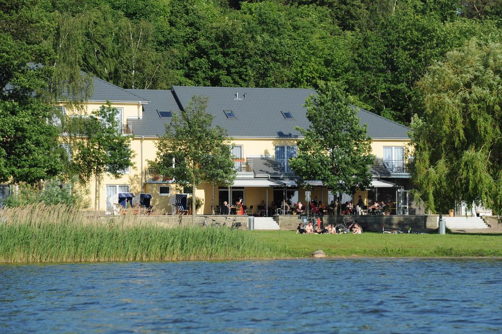 Strandhaus Am Inselsee Güstrow Exteriör bild