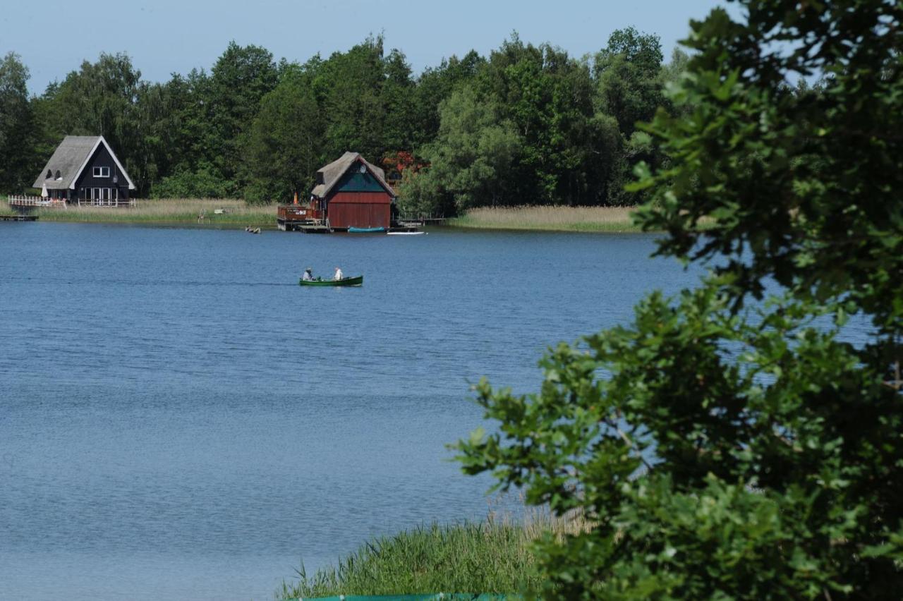 Strandhaus Am Inselsee Hotell Güstrow Exteriör bild